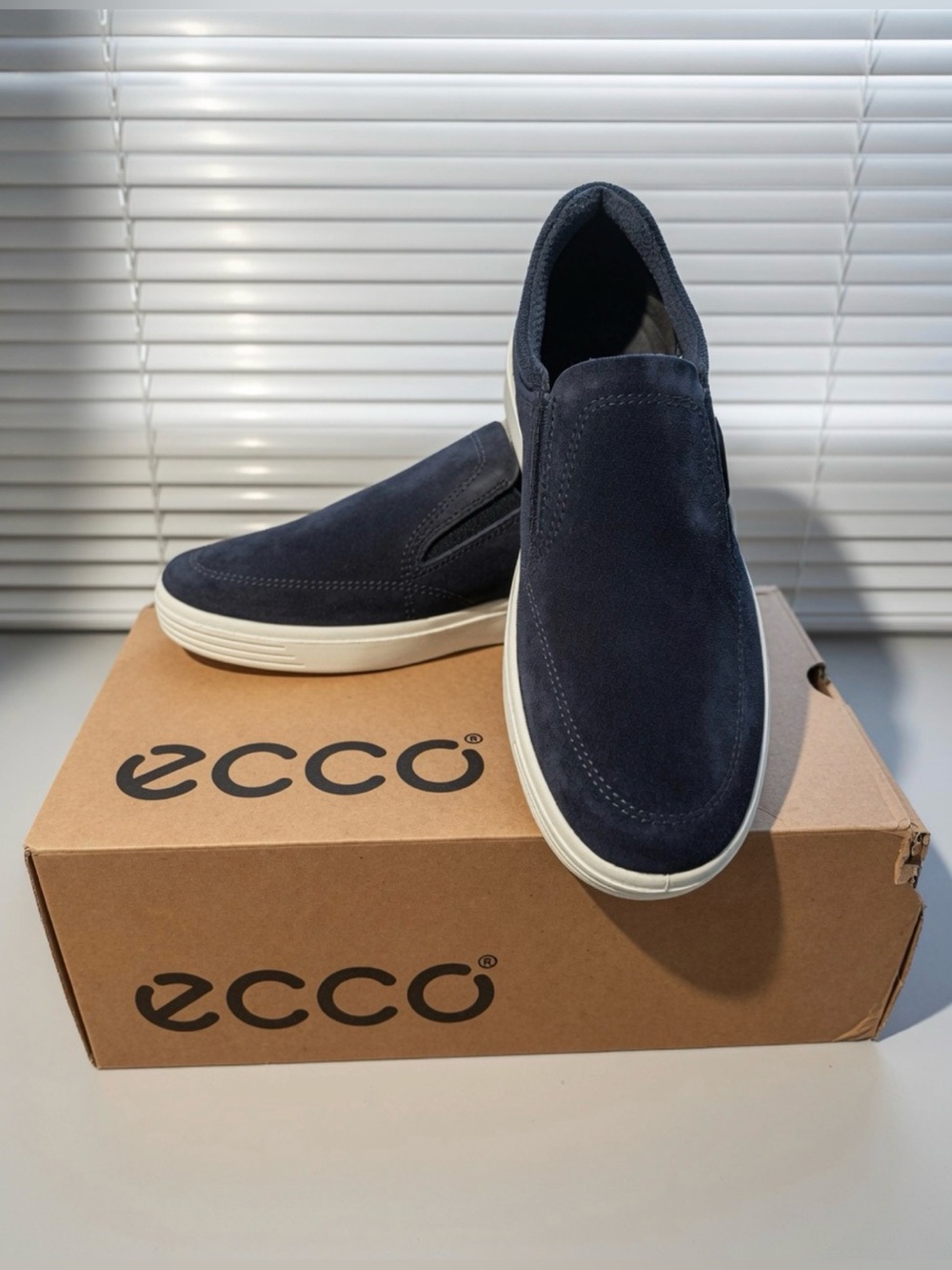 ECCO Classic Sneaker Men’s Size 40 EU US 6-6.5 Night Sky NIB (Navy Blue)